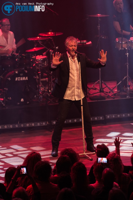 Paul Young op Mr. Paul Young - 05/11 - TivoliVredenburg foto