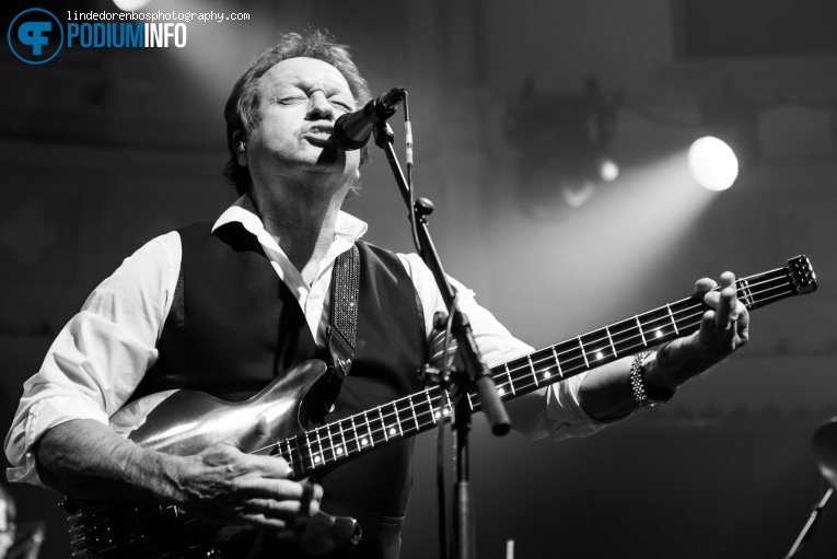 Foto Level 42 op Level 42 - 09/11 - Paradiso