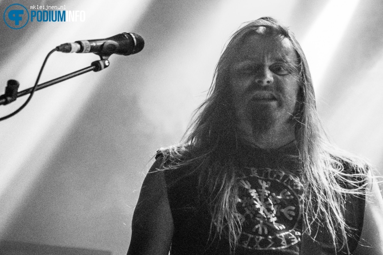 Enslaved op Enslaved 25: Spinning Wheel Ritual - 08/11 - 013 foto