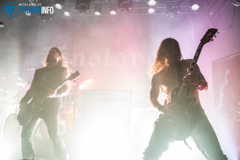 Enslaved op Enslaved 25: Spinning Wheel Ritual - 08/11 - 013 foto