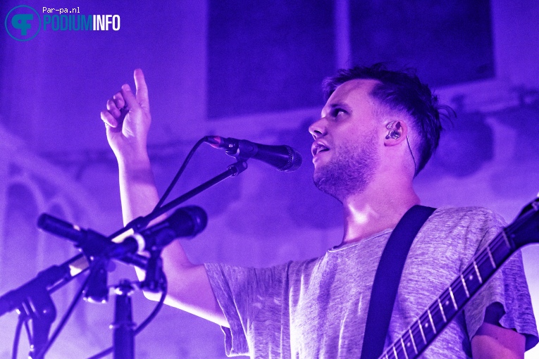 White Lies op White Lies - 13/10 - Paradiso foto