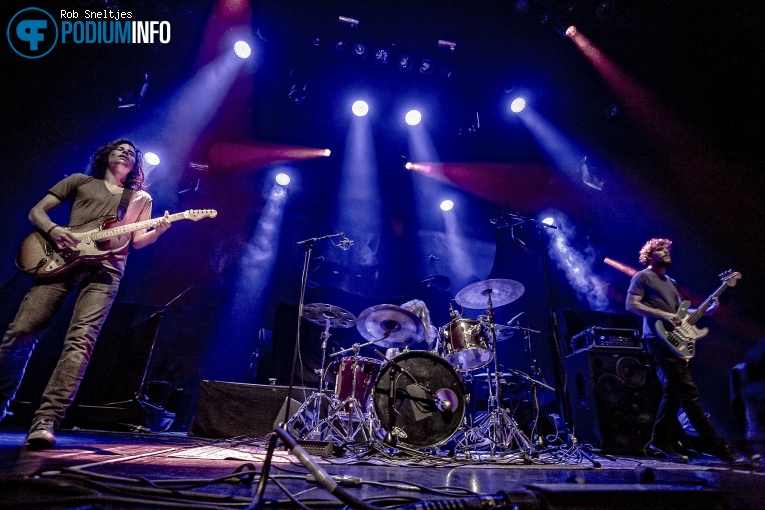 Mother's Cake op Wolfmother - 24/11 - TivoliVredenburg foto