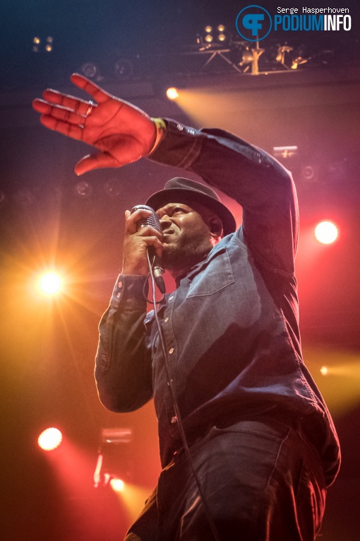 The Heavy op The Heavy - 19/11 - TivoliVredenburg foto