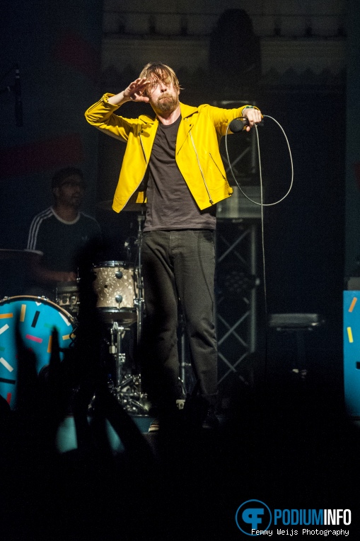 Kaiser Chiefs op Kaiser Chiefs - 23/10 - Paradiso foto