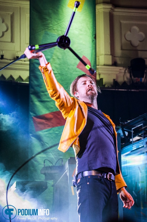 Kaiser Chiefs op Kaiser Chiefs - 23/10 - Paradiso foto