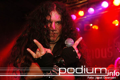 Vicious Rumors op After All - 6/9 - Bosuil foto