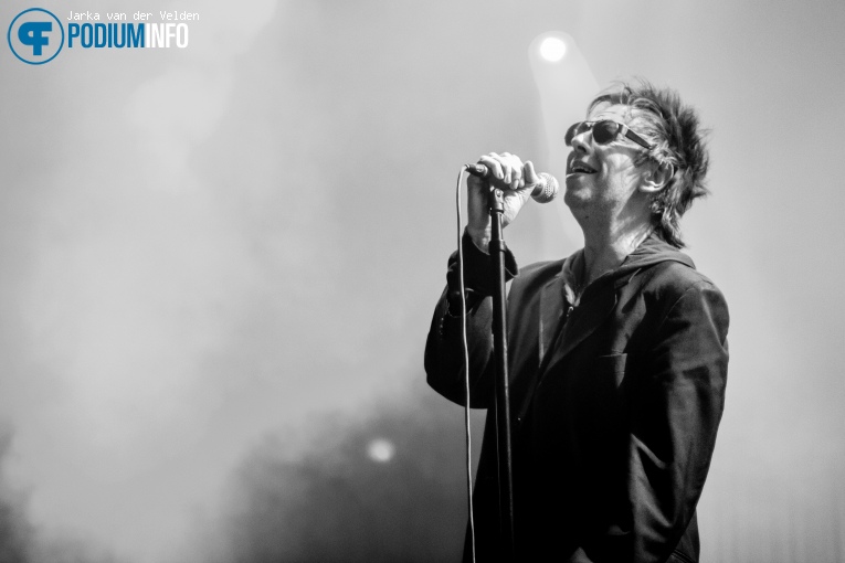 Echo & The Bunnymen op Echo & The Bunnymen - 06/11 - Effenaar foto