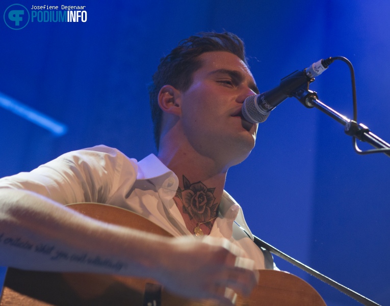 Douwe Bob op Douwe Bob - 12/11 - Paradiso foto
