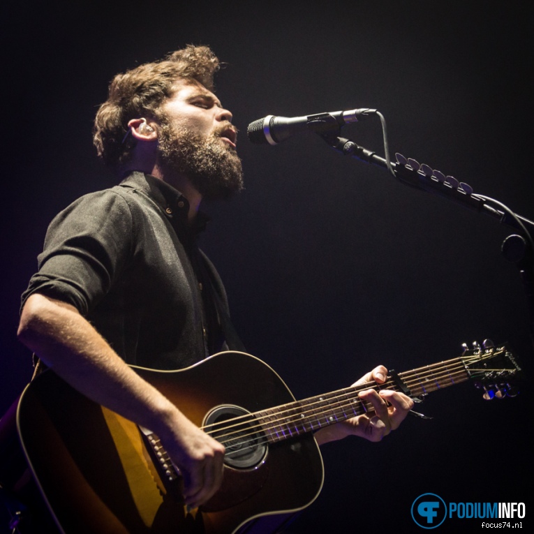 Passenger (Singer-songwriter) op Passenger - 26/10 - Ziggo Dome foto