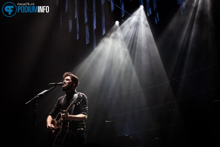 Passenger (Singer-songwriter) op Passenger - 26/10 - Ziggo Dome foto