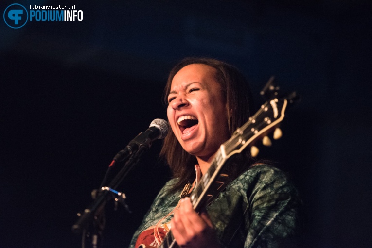 Aïcha Cherif op Nu of Nooit (voorronde 5) - 28/10 - Muziekgieterij foto