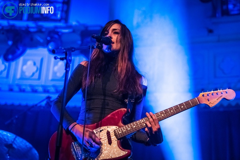 Warpaint op Warpaint - 2/11 - Paradiso foto