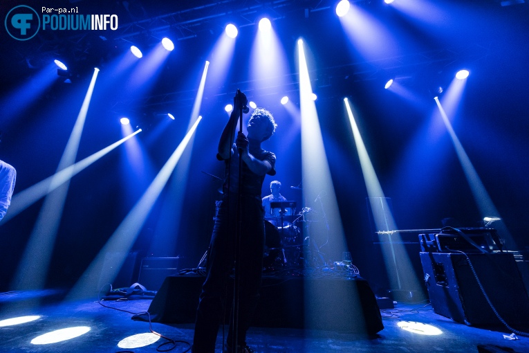 Choir of Young Believers op Choir of Young Believers - 3/11 - De Helling foto