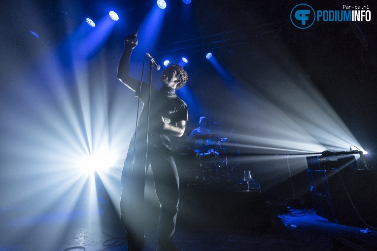Choir of Young Believers op Choir of Young Believers - 3/11 - De Helling foto