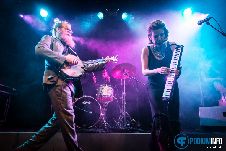 Ben Caplan and The Casual Smokers op Ben Caplan and the casual smokers -03/11 - Metropool Hengelo foto