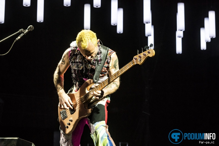 Red Hot Chili Peppers op Red Hot Chili Peppers - 08/11 - Ziggo Dome foto