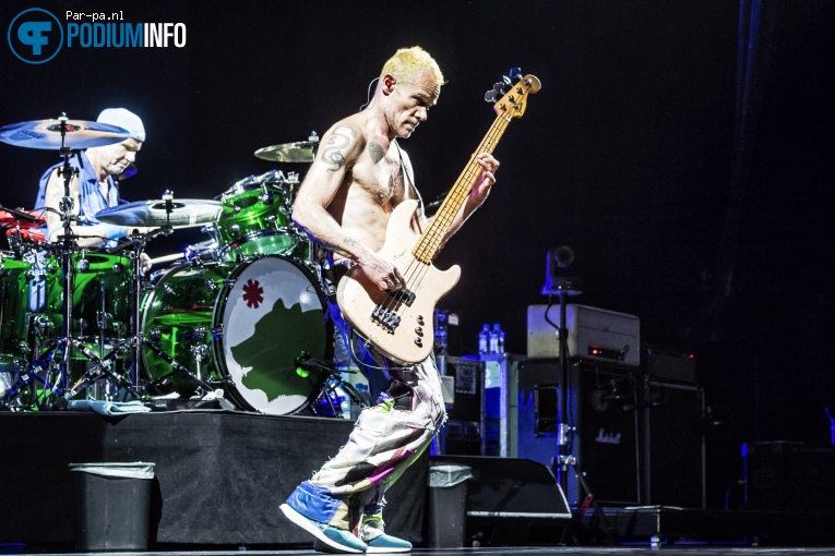 Red Hot Chili Peppers op Red Hot Chili Peppers - 08/11 - Ziggo Dome foto