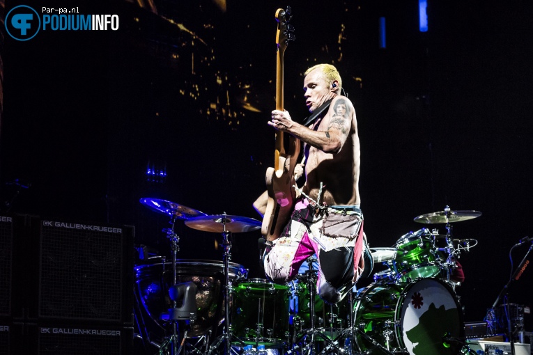 Red Hot Chili Peppers op Red Hot Chili Peppers - 08/11 - Ziggo Dome foto