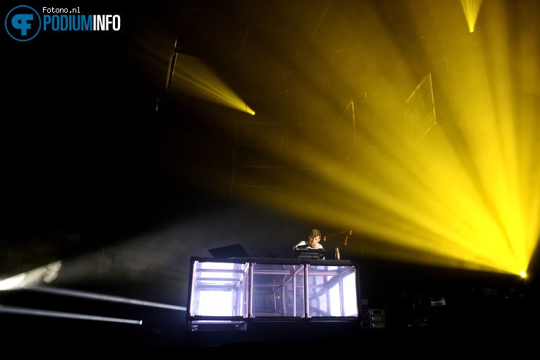 Flume (AUS) op Flume - 04/11 - Heineken Music Hall foto