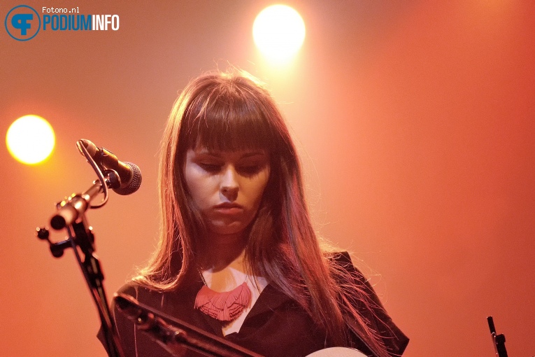Siv Jakobsen op Bear's Den - 12/11 - Melkweg foto