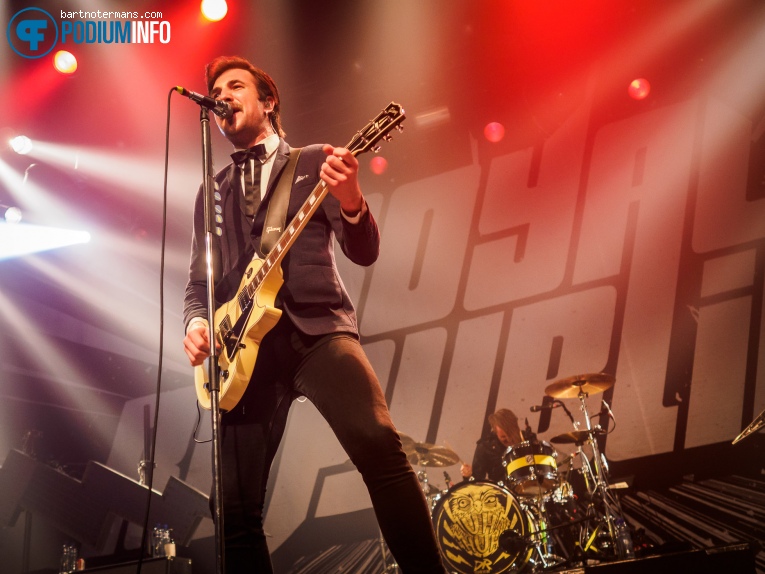 Royal Republic op Royal Republic - 19/11 - Melkweg foto