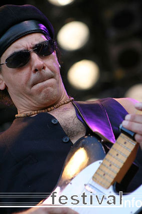 Foto Willy DeVille op Pinkpop Classic 2007