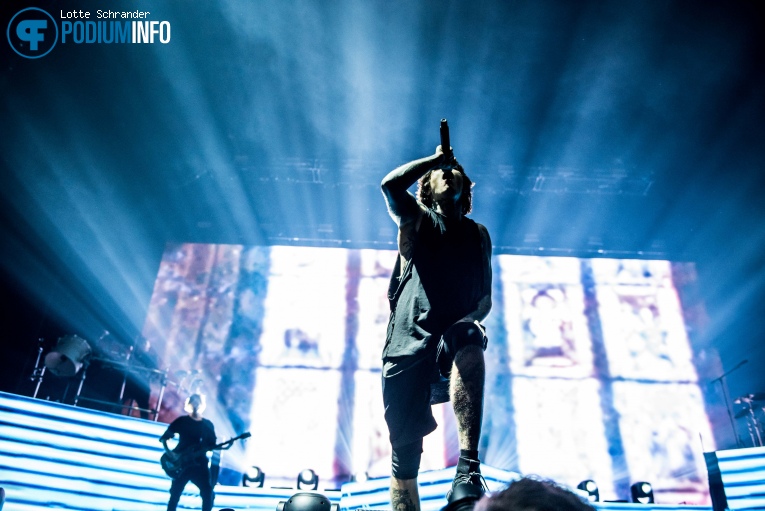 Bring Me The Horizon op Bring Me The Horizon - 13/11 - Heineken Music Hall foto