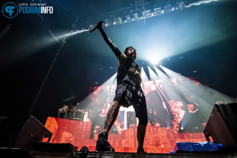 Bring Me The Horizon op Bring Me The Horizon - 13/11 - Heineken Music Hall foto