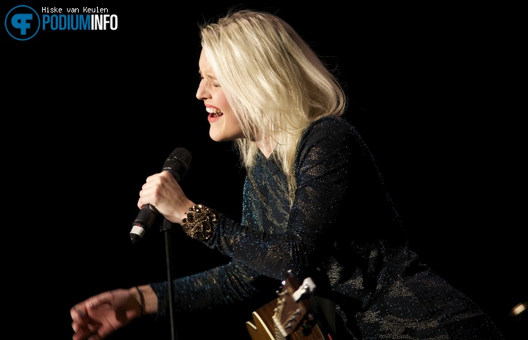 Leonie Meijer op Leonie Meijer - 02/12 - Stadstheater De Bond foto