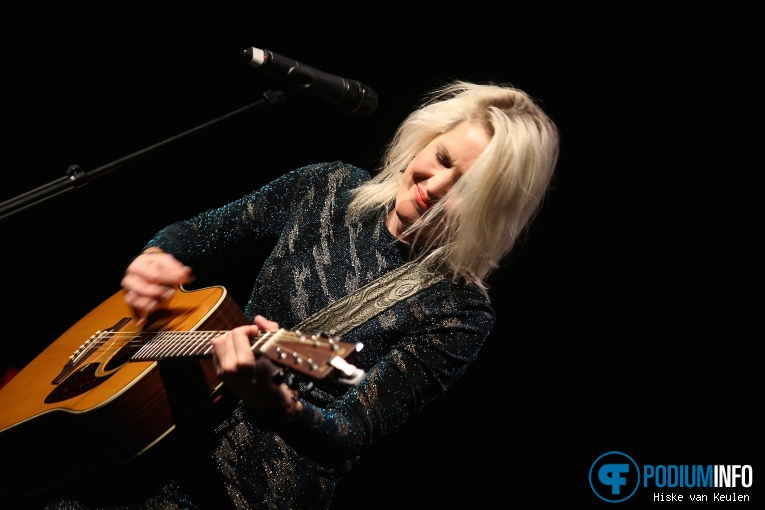 Leonie Meijer op Leonie Meijer - 02/12 - Stadstheater De Bond foto