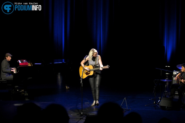 Leonie Meijer op Leonie Meijer - 02/12 - Stadstheater De Bond foto