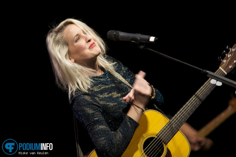 Leonie Meijer op Leonie Meijer - 02/12 - Stadstheater De Bond foto