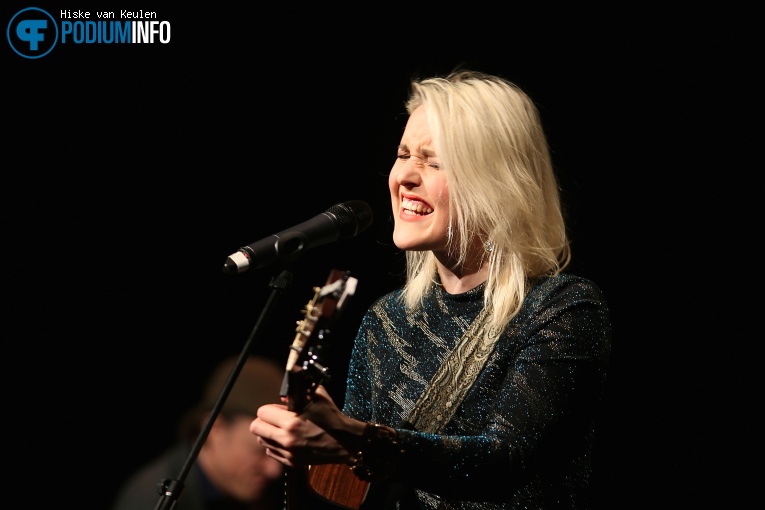 Leonie Meijer op Leonie Meijer - 02/12 - Stadstheater De Bond foto