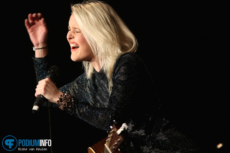 Foto Leonie Meijer op Leonie Meijer - 02/12 - Stadstheater De Bond