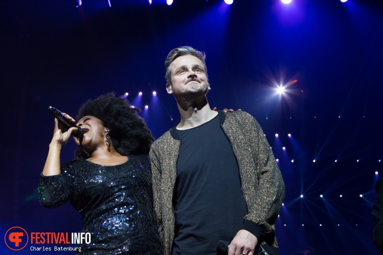 Tom Chaplin op Night Of The Proms - 19/11 - Ahoy foto