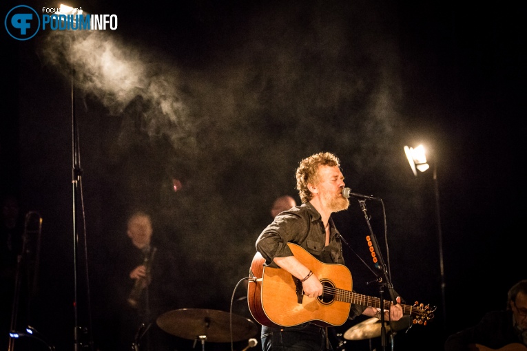 Glen Hansard op Glen Hansard - 21/11 - Koninklijk Theater Carré foto