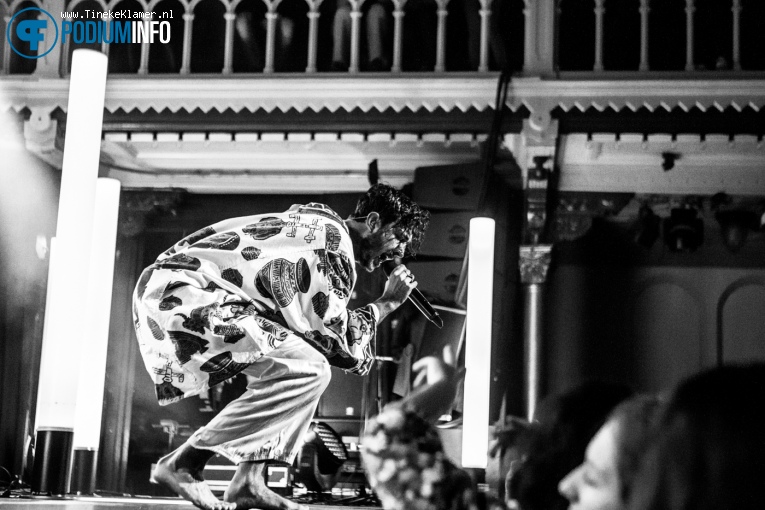 Oscar And The Wolf op Oscar and the Wolf - 8/12 - Paradiso foto