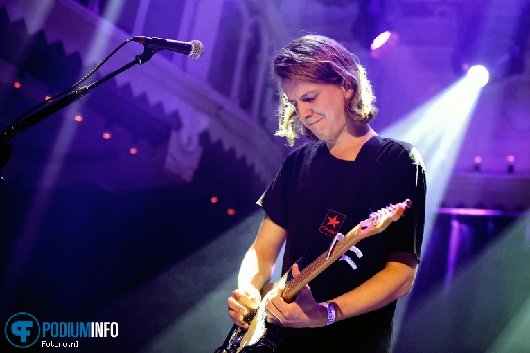 Blupaint op The Temper Trap - 14/12 - Paradiso foto