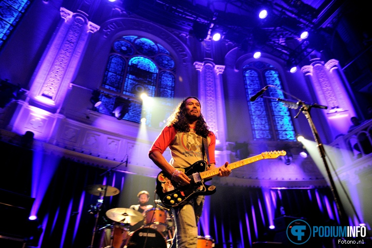 The Temper Trap op The Temper Trap - 14/12 - Paradiso foto