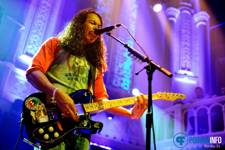 The Temper Trap op The Temper Trap - 14/12 - Paradiso foto