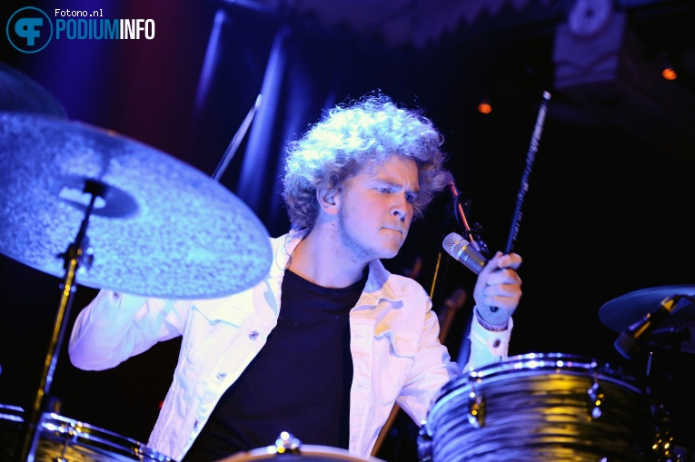 Blupaint op The Temper Trap - 14/12 - Paradiso foto