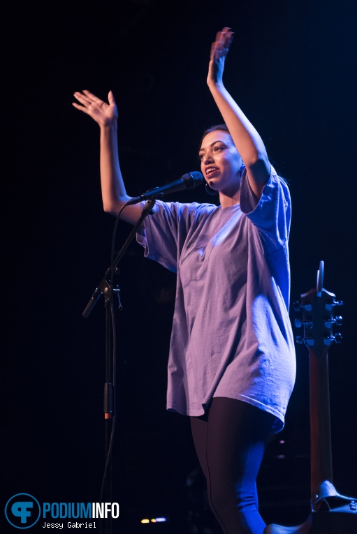 Mahalia op 7 Layers Sessions - 19/11 - Oosterpoort foto
