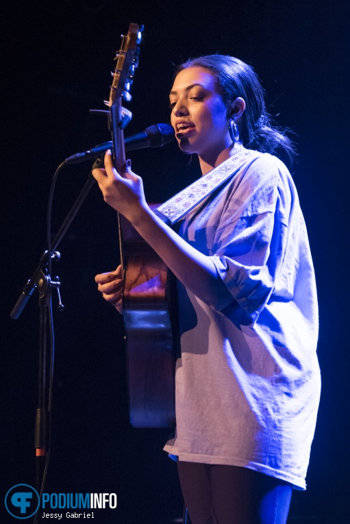 Foto Mahalia op 7 Layers Sessions - 19/11 - Oosterpoort
