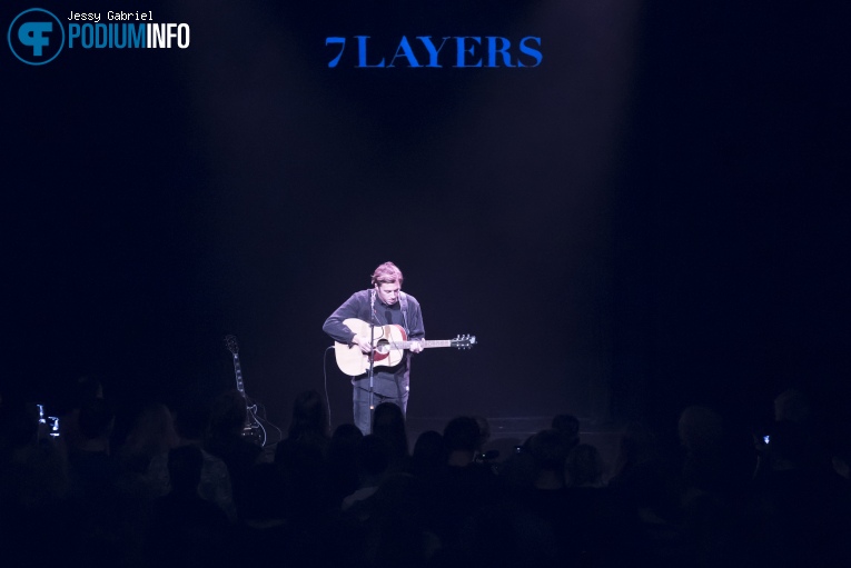 Nathan Ball op 7 Layers Sessions - 19/11 - Oosterpoort foto