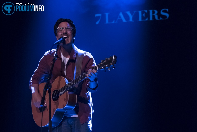 Luke Sital-Singh op 7 Layers Sessions - 19/11 - Oosterpoort foto