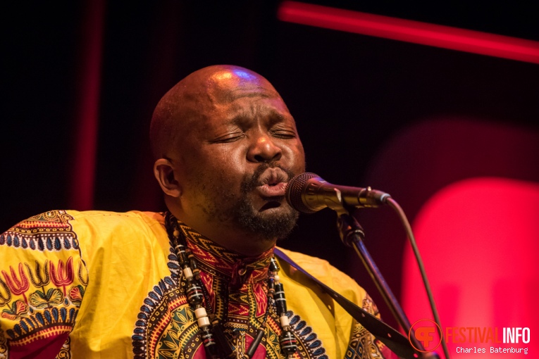 Lwela Kasulwe op Songbird Festival - Zaterdag foto