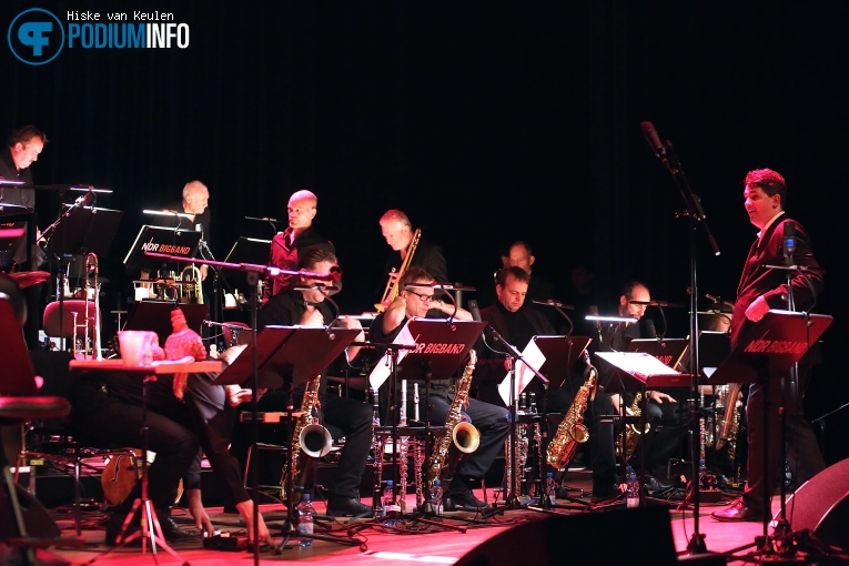 NDR Big Band op Al Jarreau / NDR Big Band - 27/11 - De Oosterpoort foto