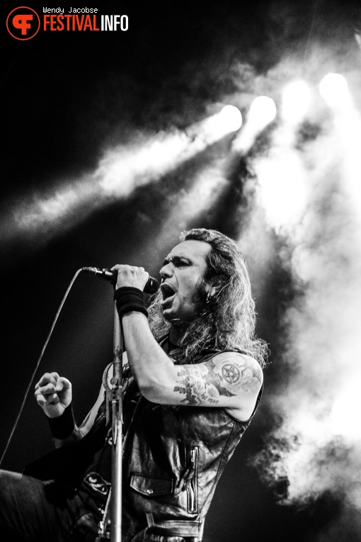 Moonspell op Eindhoven Metal Meeting 2016 foto