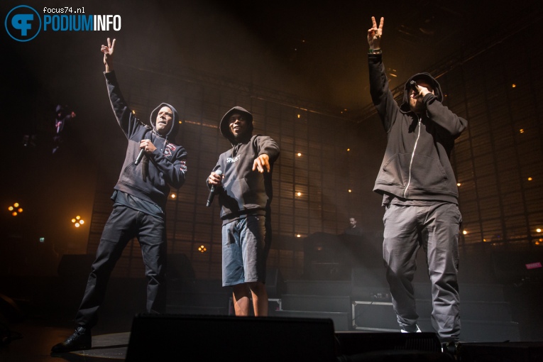 Typhoon op Rico & Sticks / Typhoon - 9/12 - Ziggo Dome foto