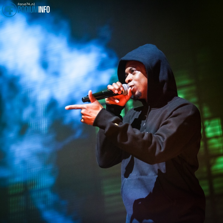 Typhoon op Rico & Sticks / Typhoon - 9/12 - Ziggo Dome foto